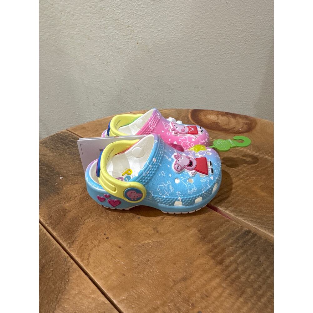Girls Crocs Toddler Classic Peppa Pig clogs blue pink size 4 new